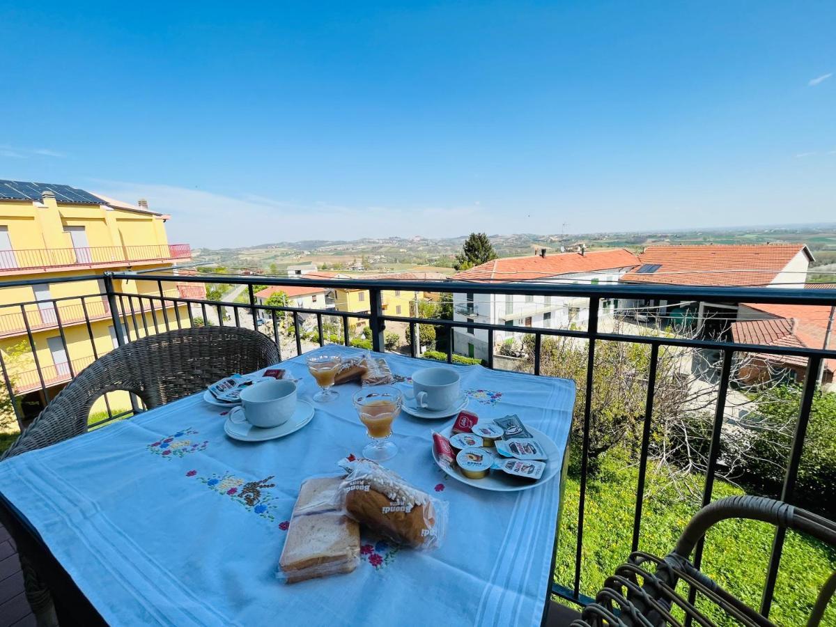 Casa Vacanze Con Vista Panoramica Frassinello Olivola Exterior foto